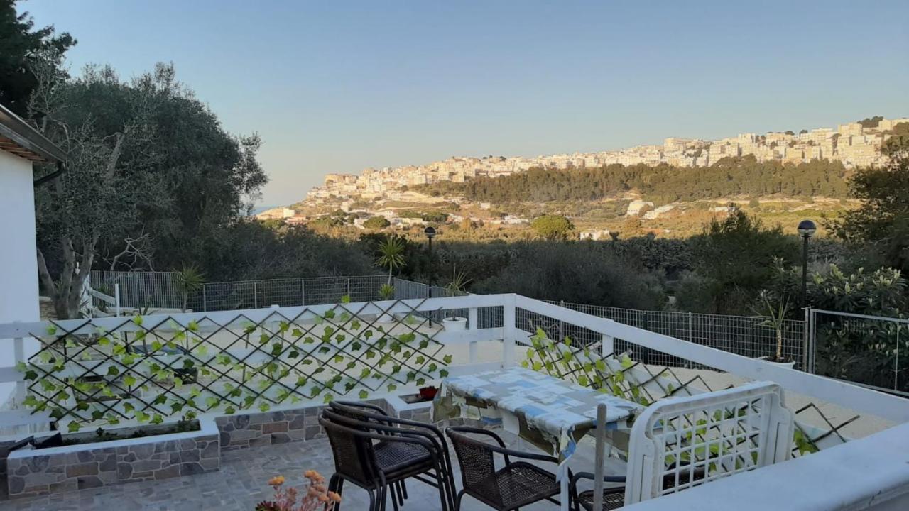 Casa Vacanze Leonardo 페스키치 외부 사진