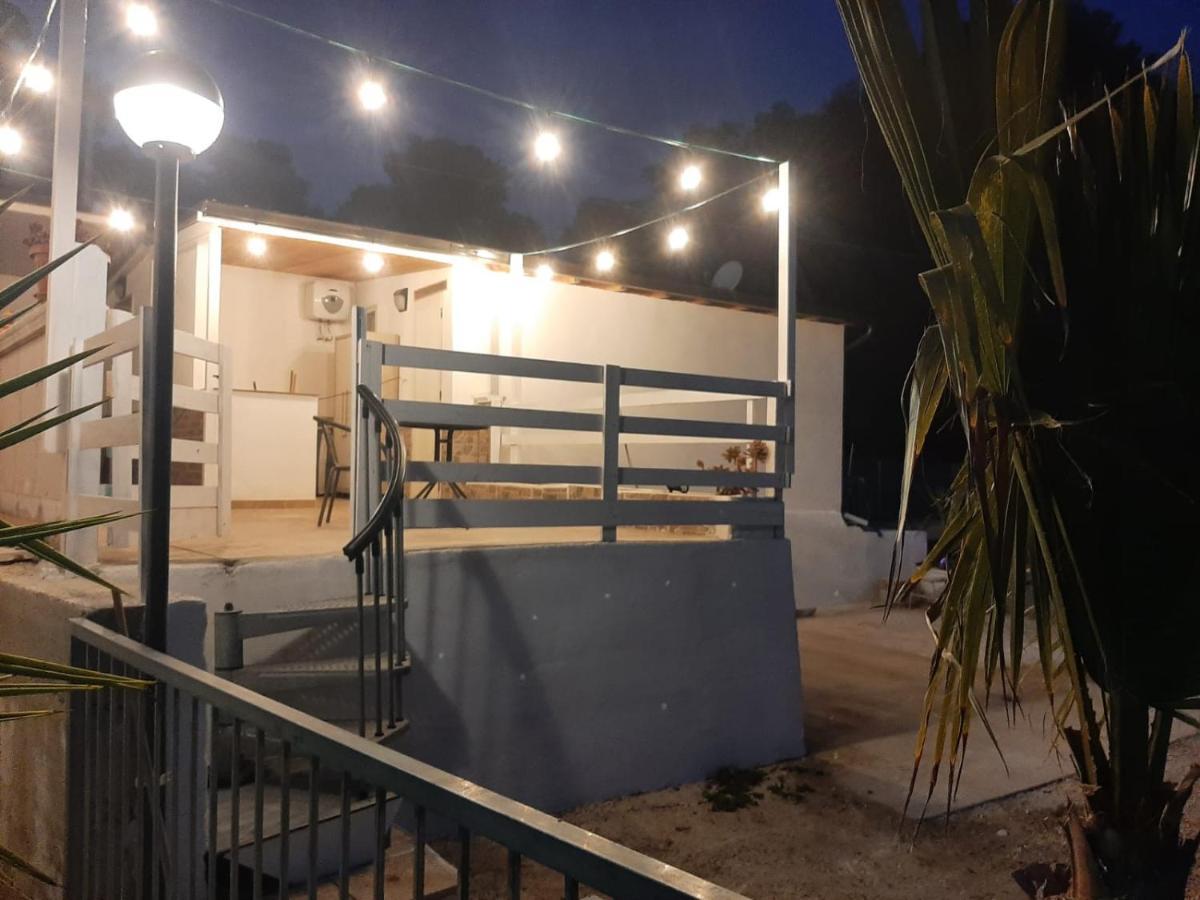Casa Vacanze Leonardo 페스키치 외부 사진