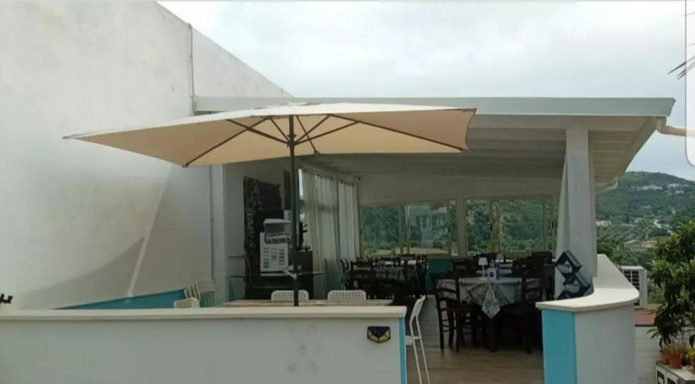 Casa Vacanze Leonardo 페스키치 외부 사진